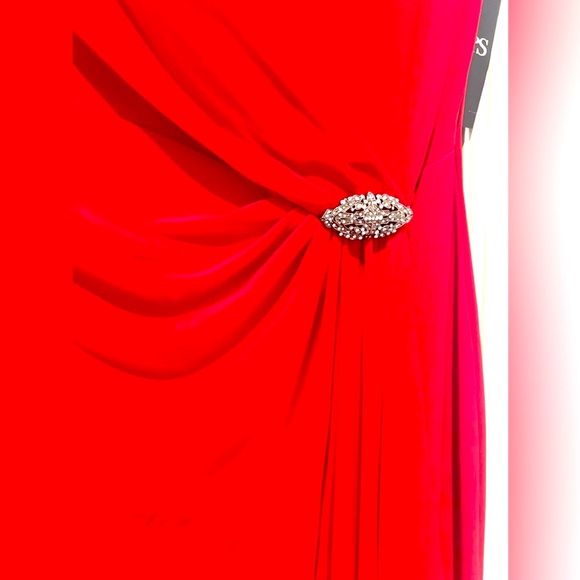 Scarlet Red Column Dress Draped Detailed Marcasite Brooch NWT 10 - Picture 6 of 10